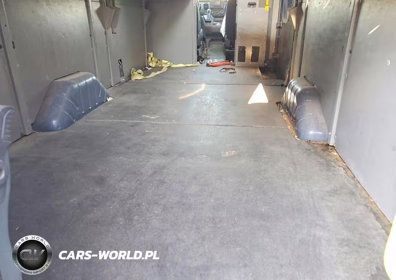 2020 Ford Transit 250 Delivery Van VIN:1FTBR3X85LKB13415 - 10