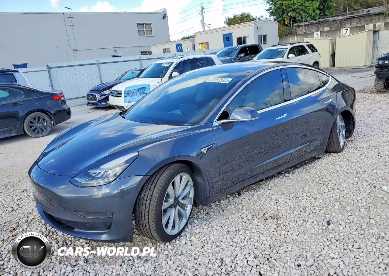2020 Tesla Model 3