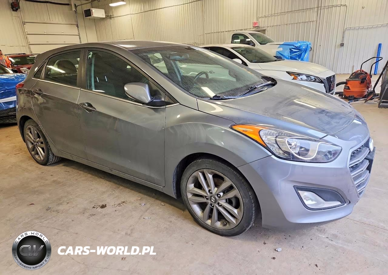 2016 Hyundai Elantra Gt Base VIN:KMHD35LH5GU298602 - 4
