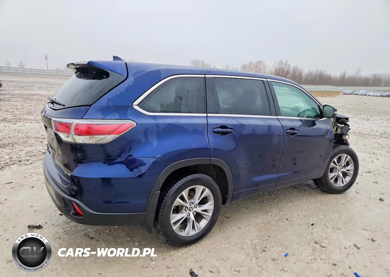 2016 Toyota Highlander Le Plus VIN:5TDBKRFH2GS226164 - 3