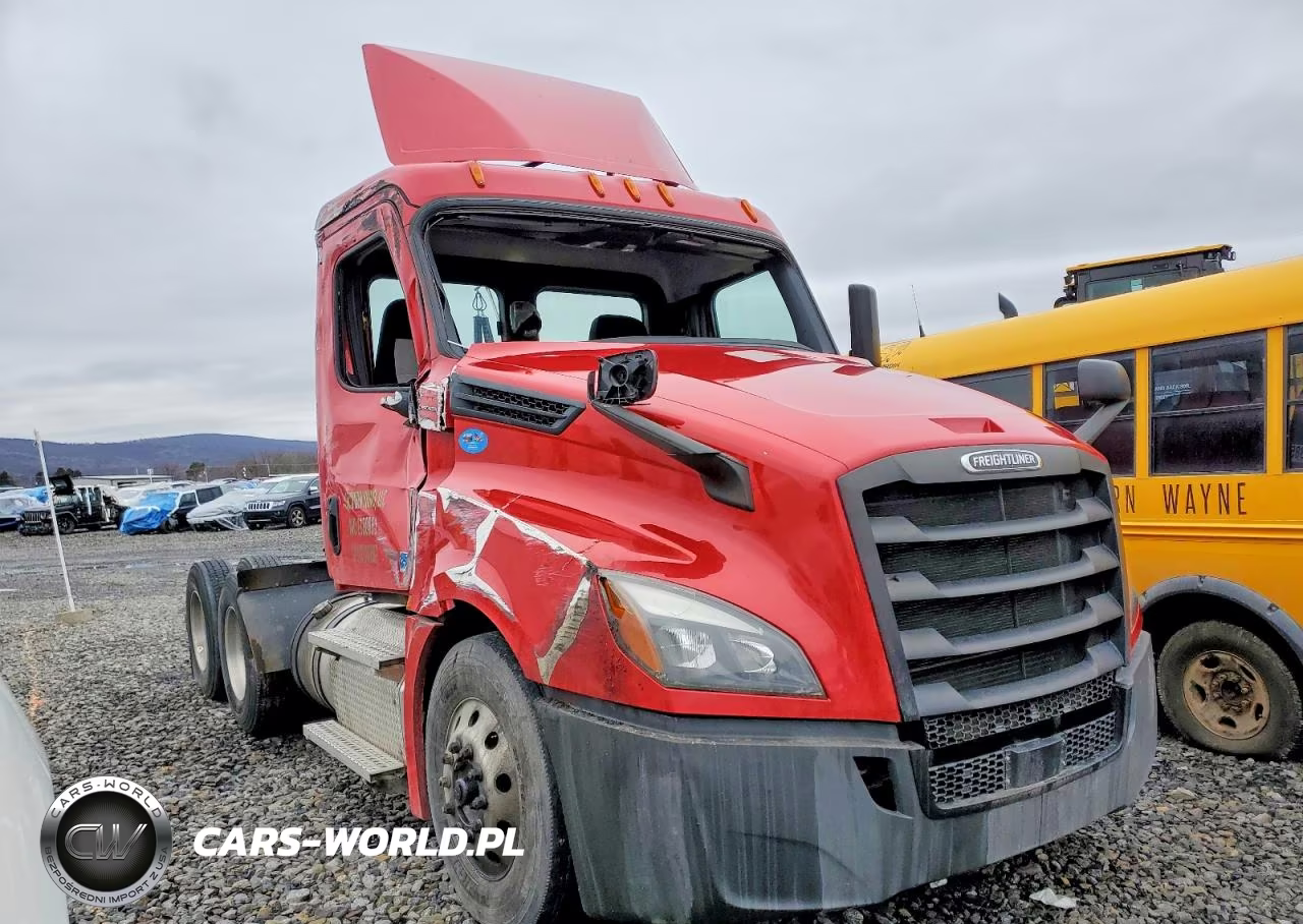 2020 Freightliner Cascadia 126 Semi Truck