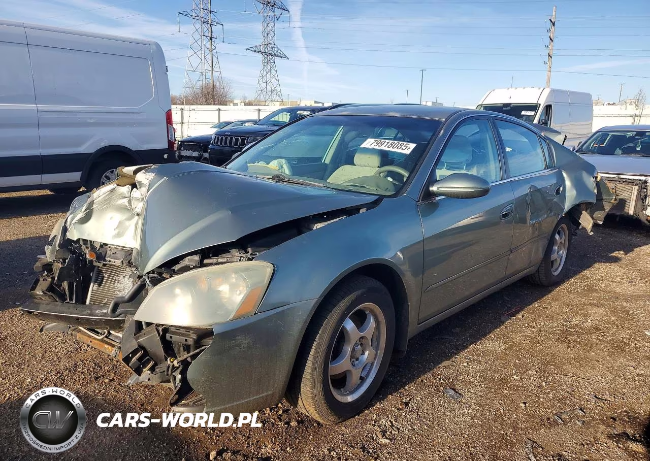 2005 Niss Altima