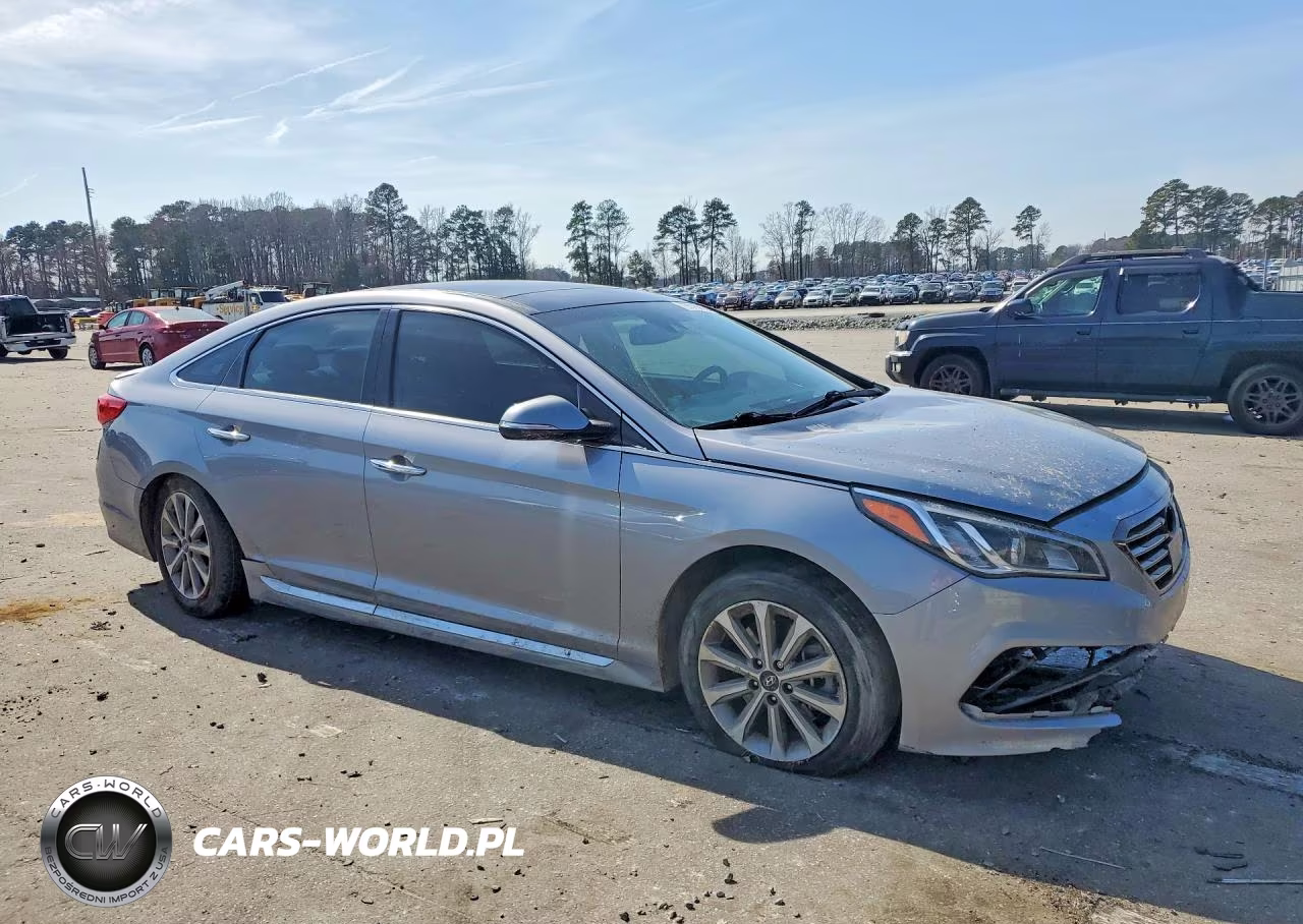 2016 Hyundai Sonata Limited VIN:5NPE34AFXGH312864 - 4