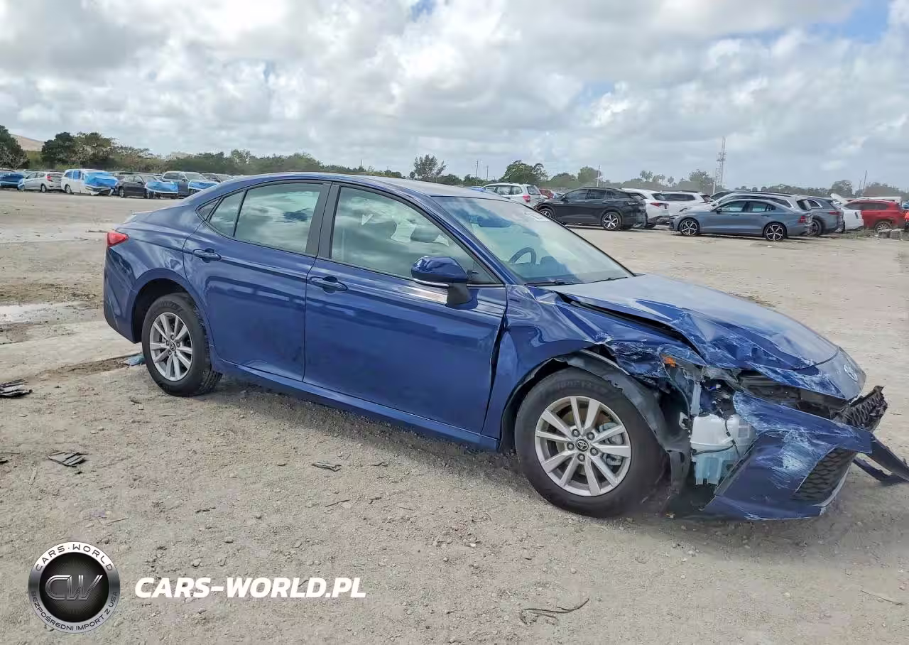 2026 Toyota Camry Le VIN:4T1DAACK8TU214129 - 4