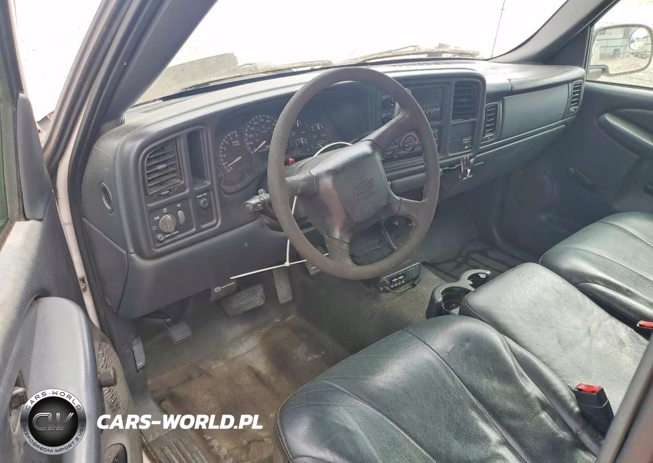 2002 Chevrolet Silverado C1500 VIN:1GCEC14VX2Z262678 - 8