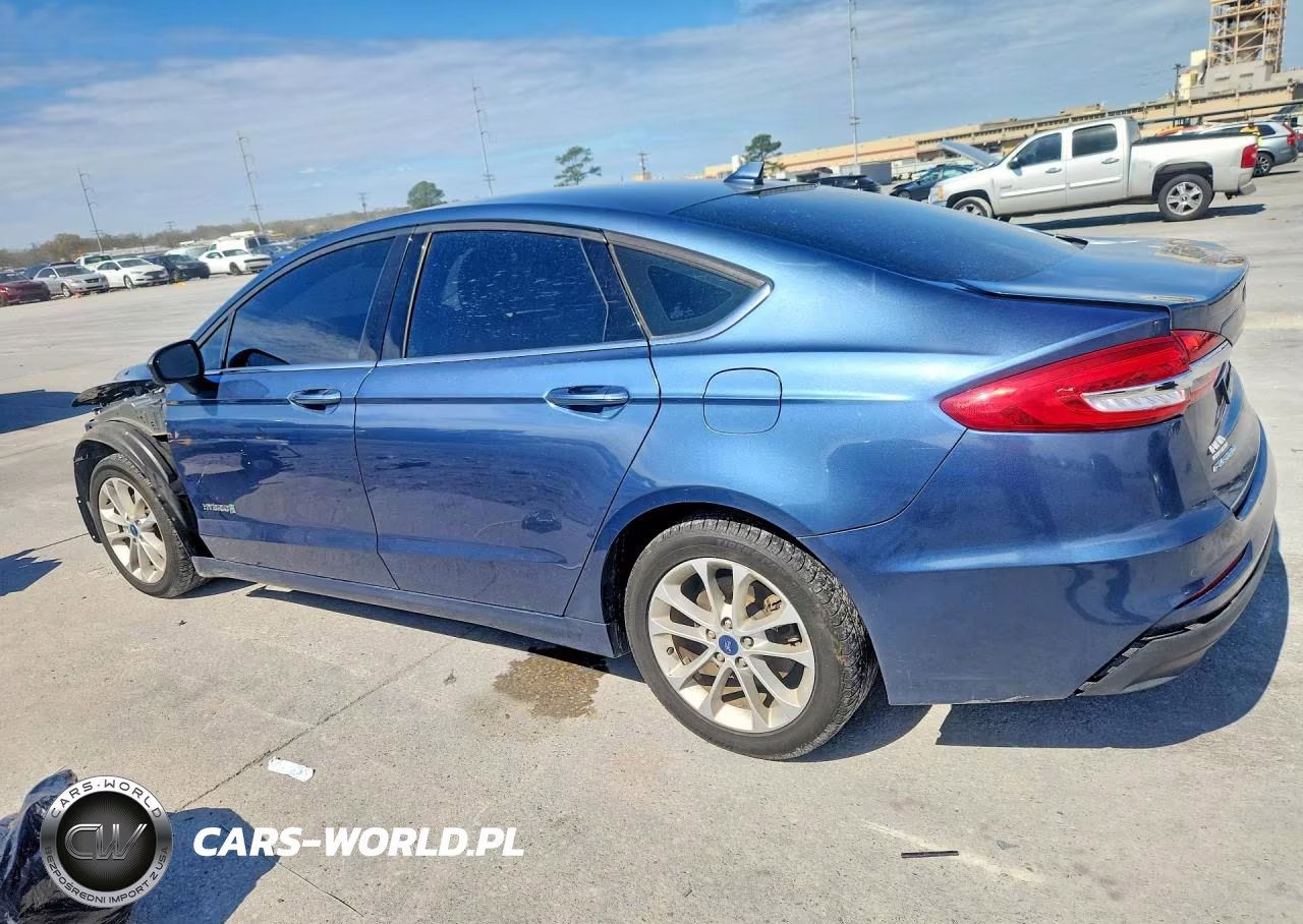 2019 Ford Fusion Se VIN:3FA6P0LU7KR258688 - 2