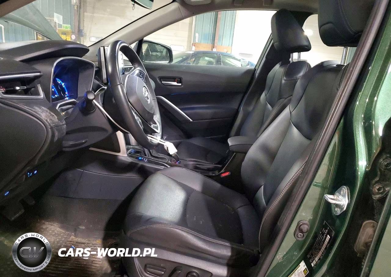 2022 Toyota Corolla Cross Xle VIN:7MUDAABG1NV005832 - 7