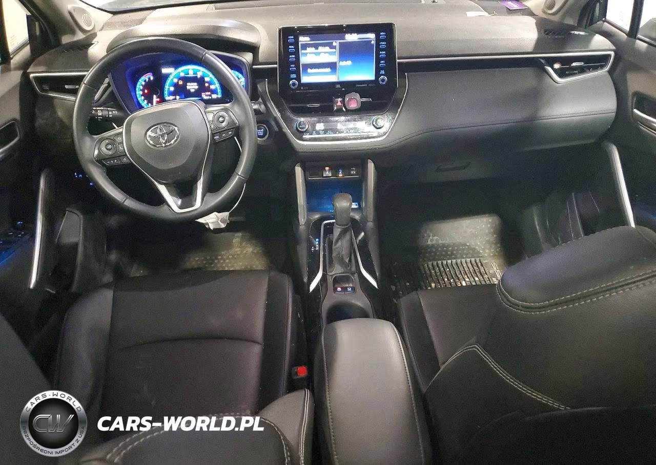 2022 Toyota Corolla Cross Xle VIN:7MUDAABG1NV005832 - 8
