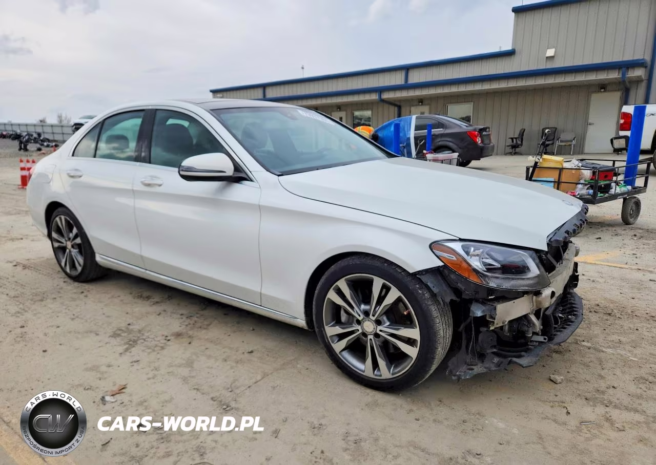 2016 Mercedes-Benz C 300 VIN:55SWF4JB5GU166637 - 4