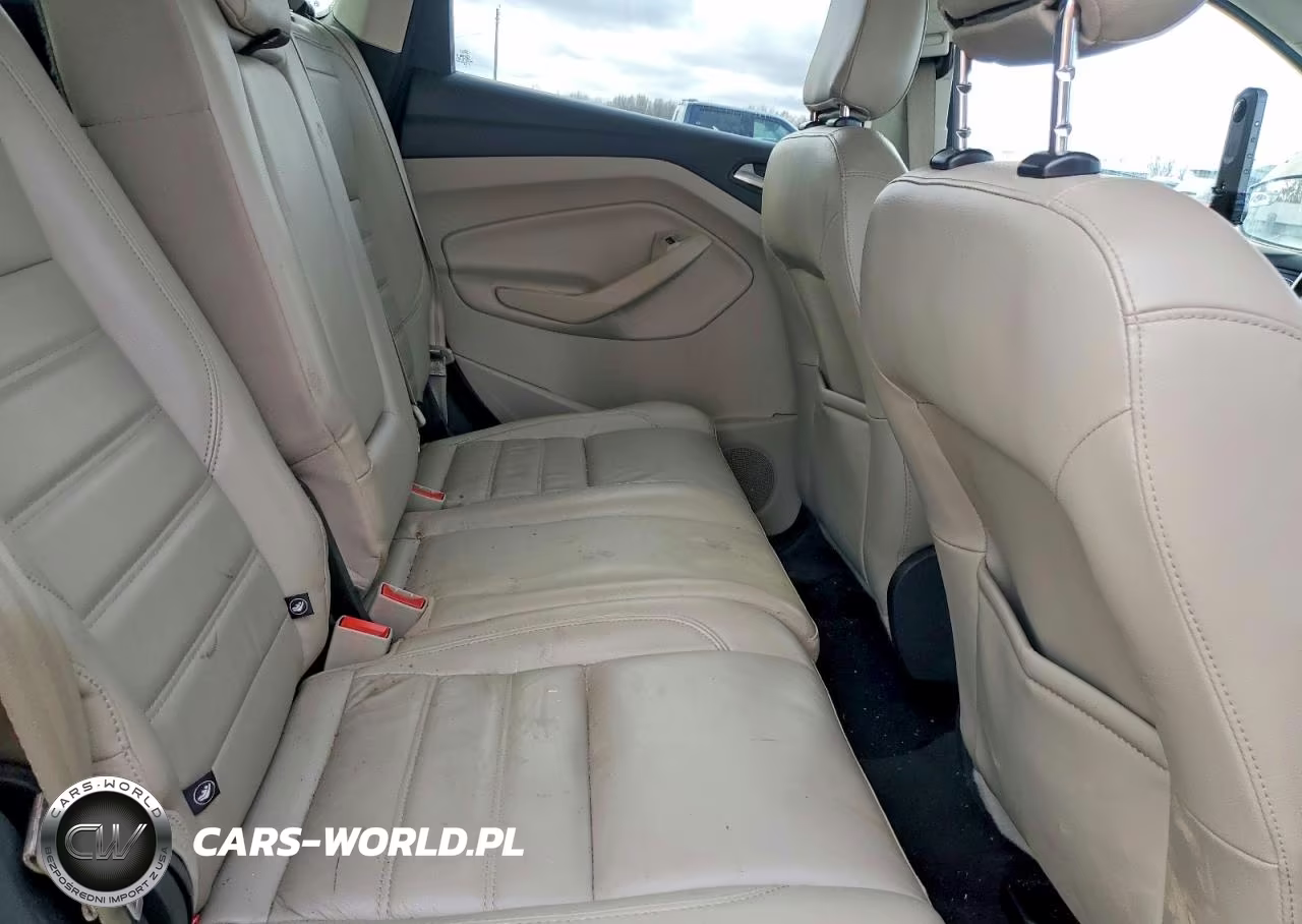 2018 Ford Escape Titanium VIN:1FMCU9J90JUA42032 - 11