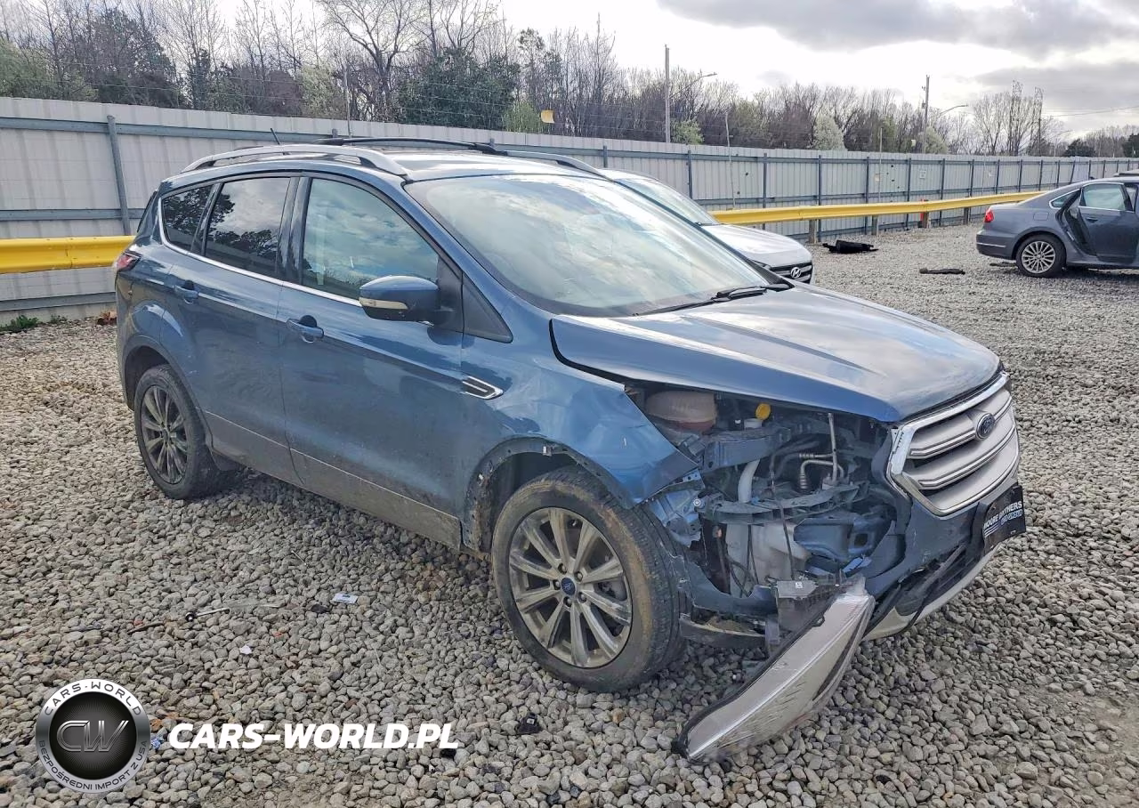 2018 Ford Escape Titanium VIN:1FMCU9J90JUA42032 - 4