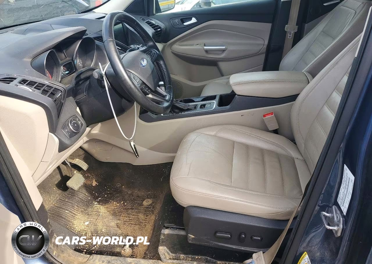 2018 Ford Escape Titanium VIN:1FMCU9J90JUA42032 - 7