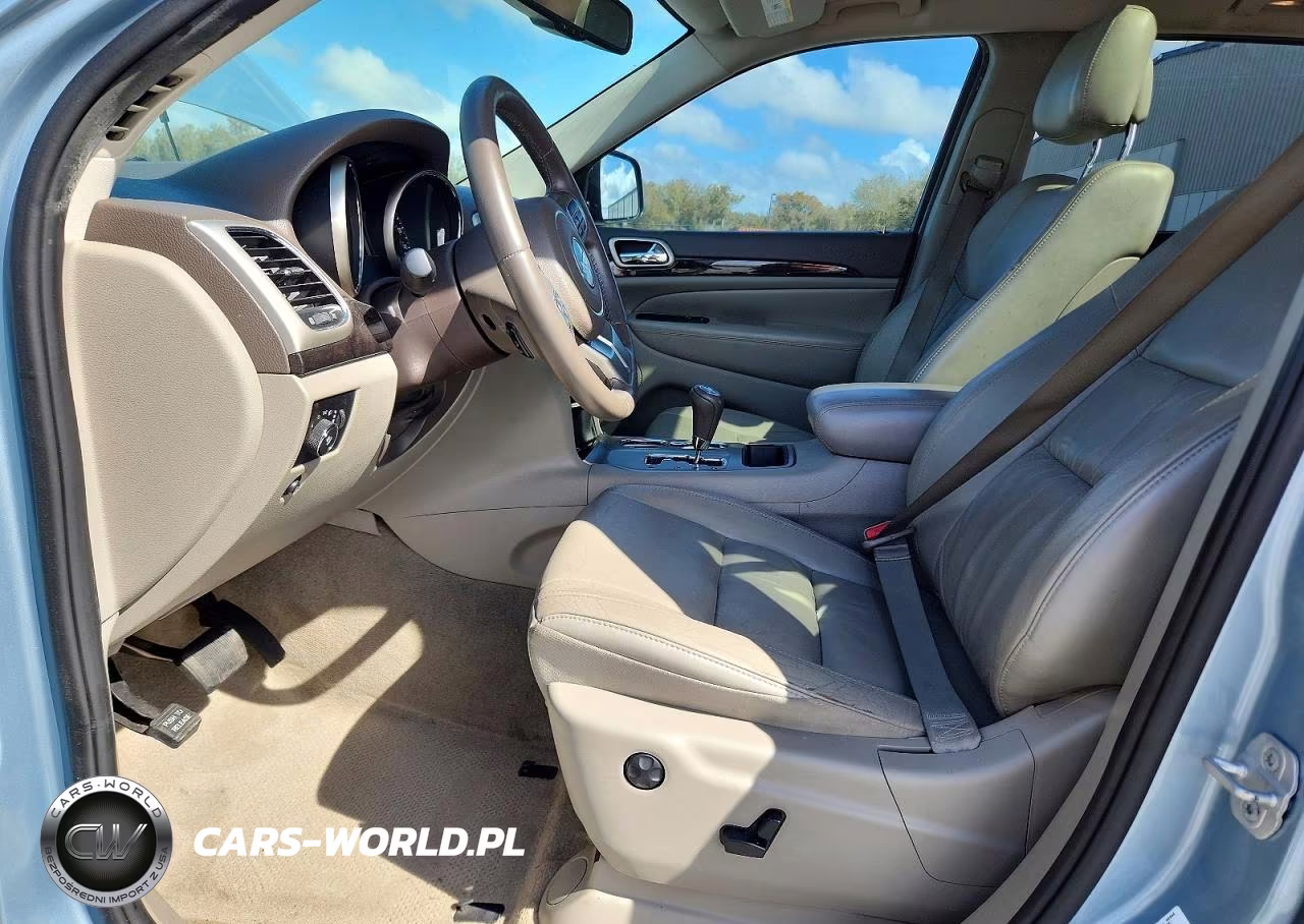 2012 Jeep Grand Cherokee Laredo VIN:1C4RJEAG1CC223065 - 7