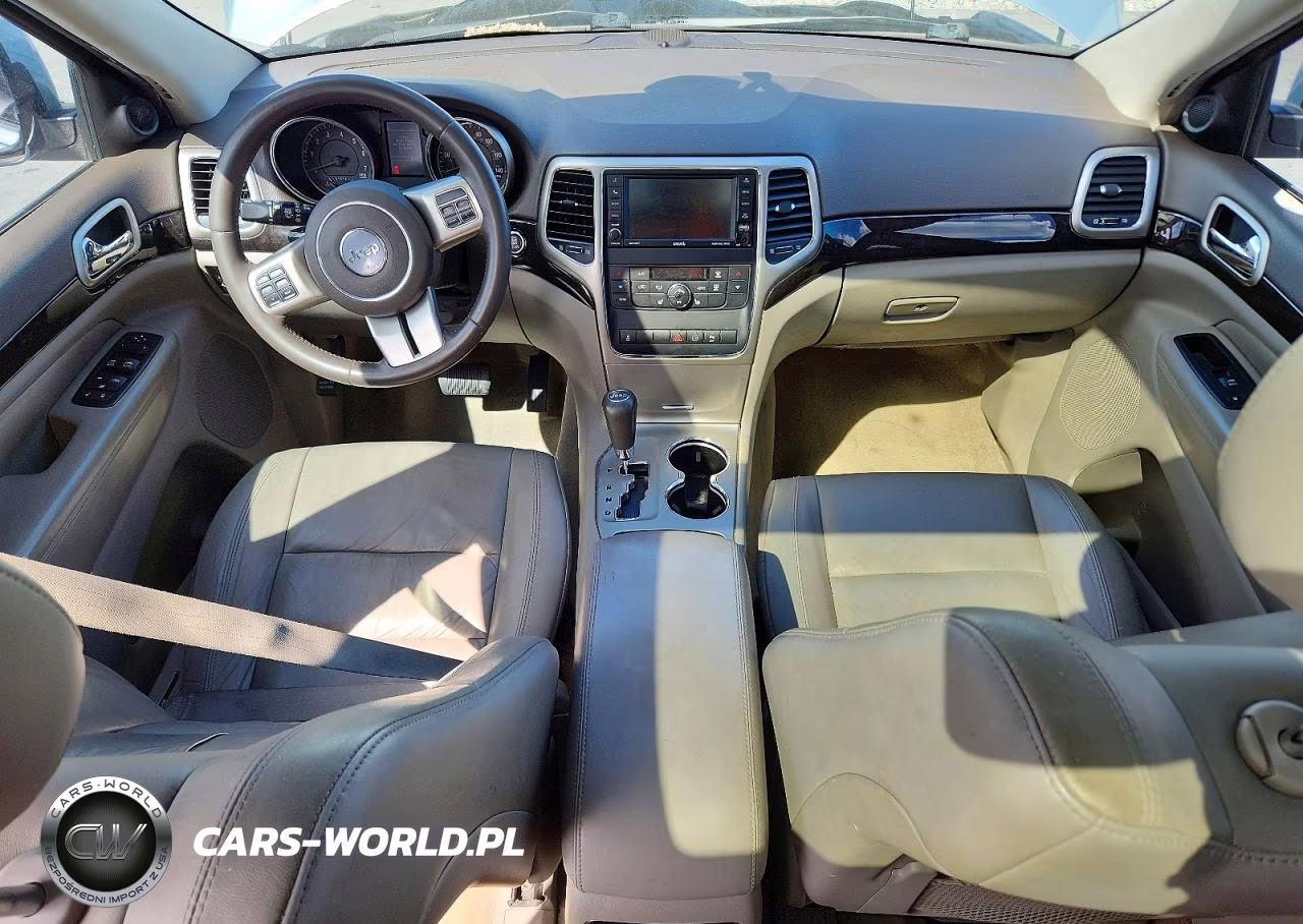 2012 Jeep Grand Cherokee Laredo VIN:1C4RJEAG1CC223065 - 8
