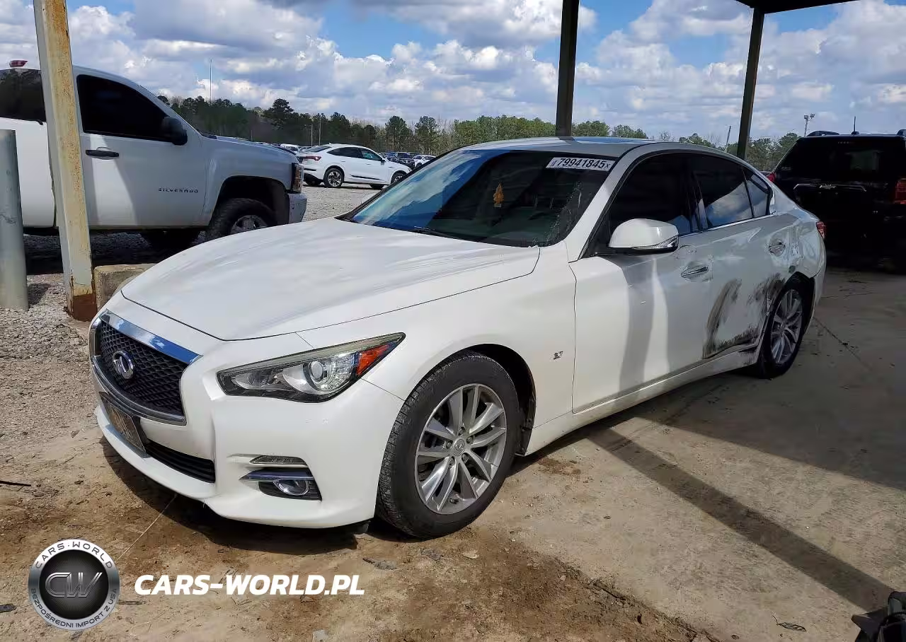 2015 Infiniti Q50 Premium