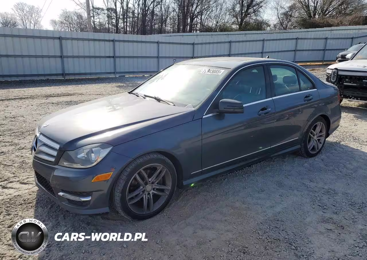 2013 Mercedes-Benz C 250
