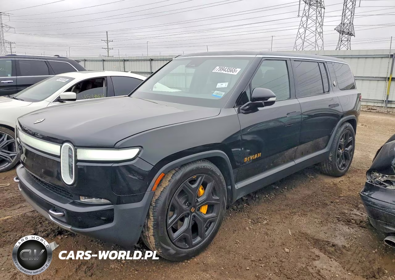 2023 Rivian R1S Adventure