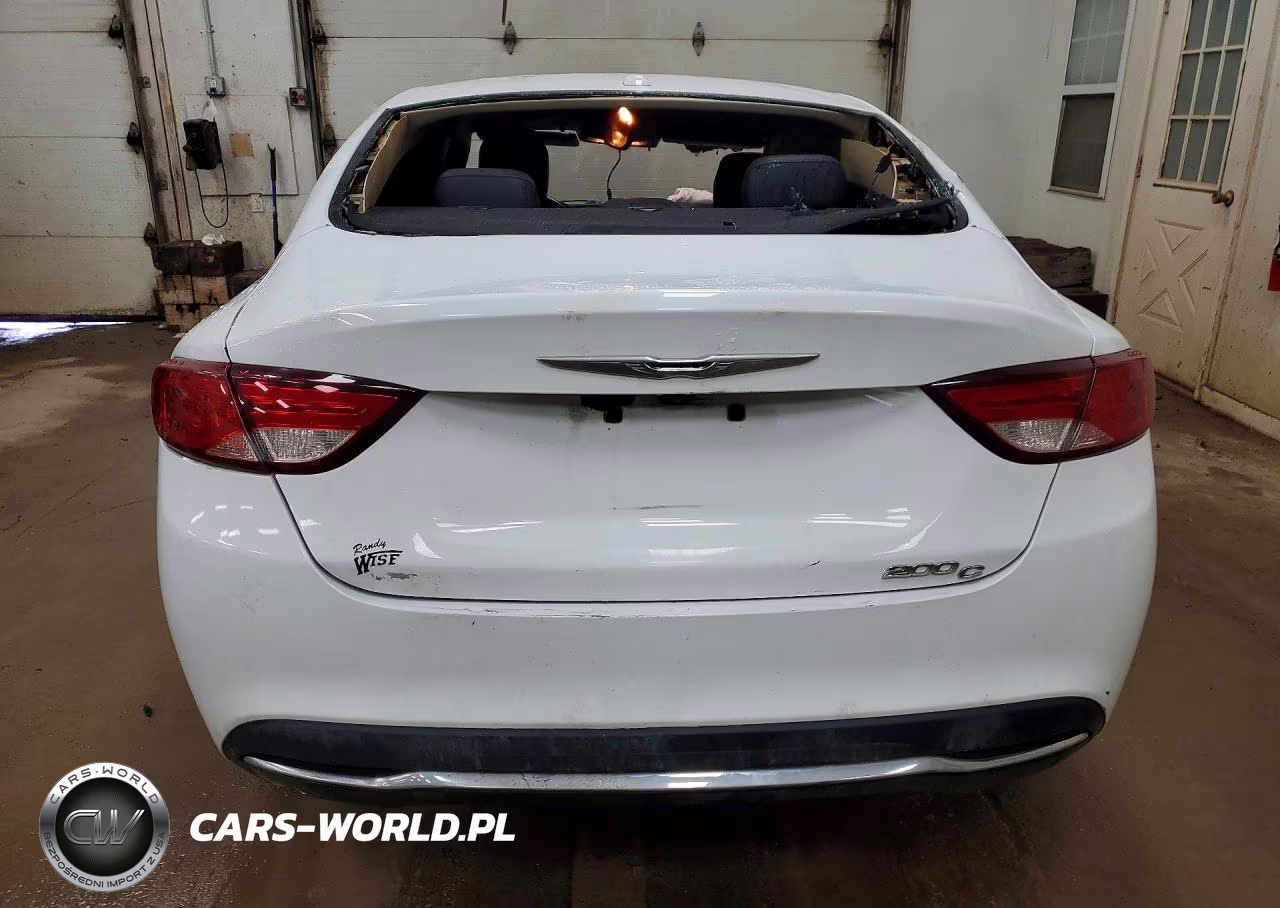 2015 Chrysler 200 C VIN:1C3CCCCB1FN559513 - 6