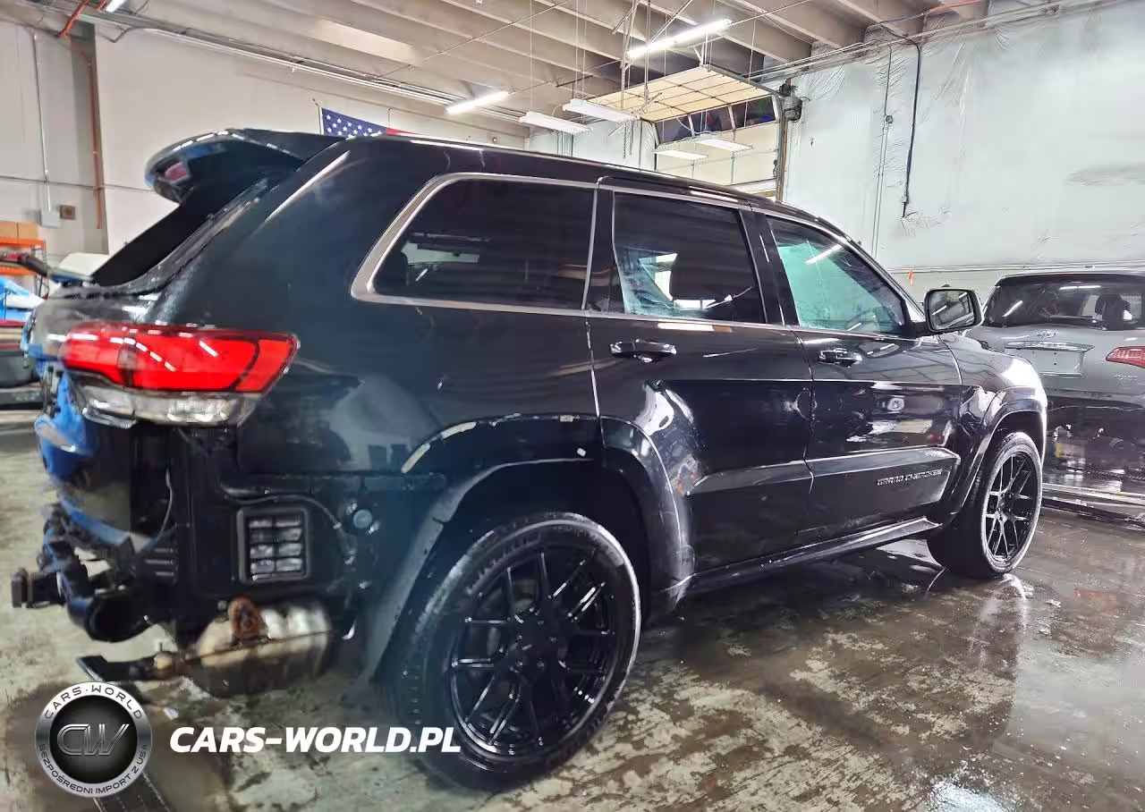 2016 Jeep Grand Cherokee Overland VIN:1C4RJFCMXGC454867 - 3
