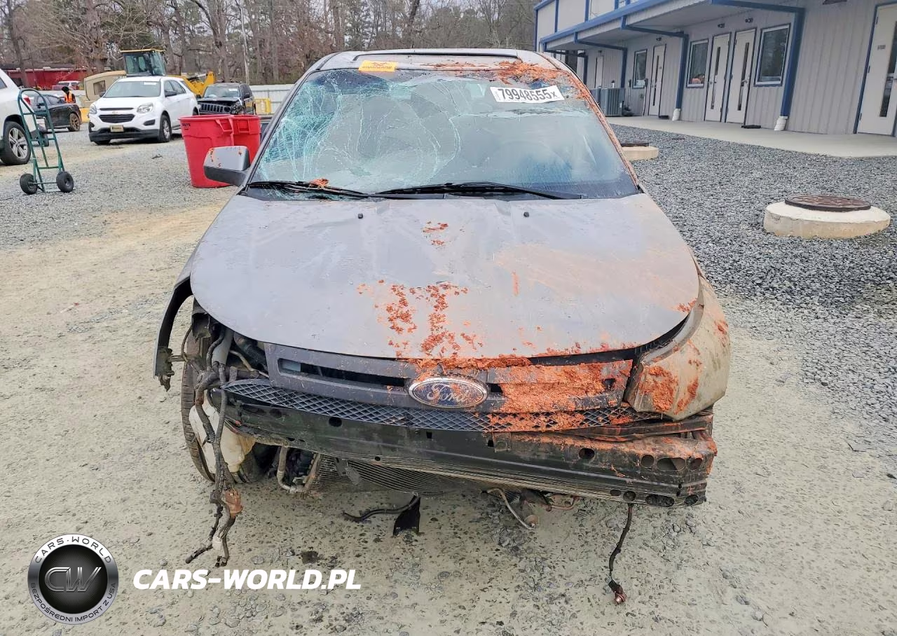 2010 Ford Focus Ses VIN:1FAHP3GN4AW116839 - 5