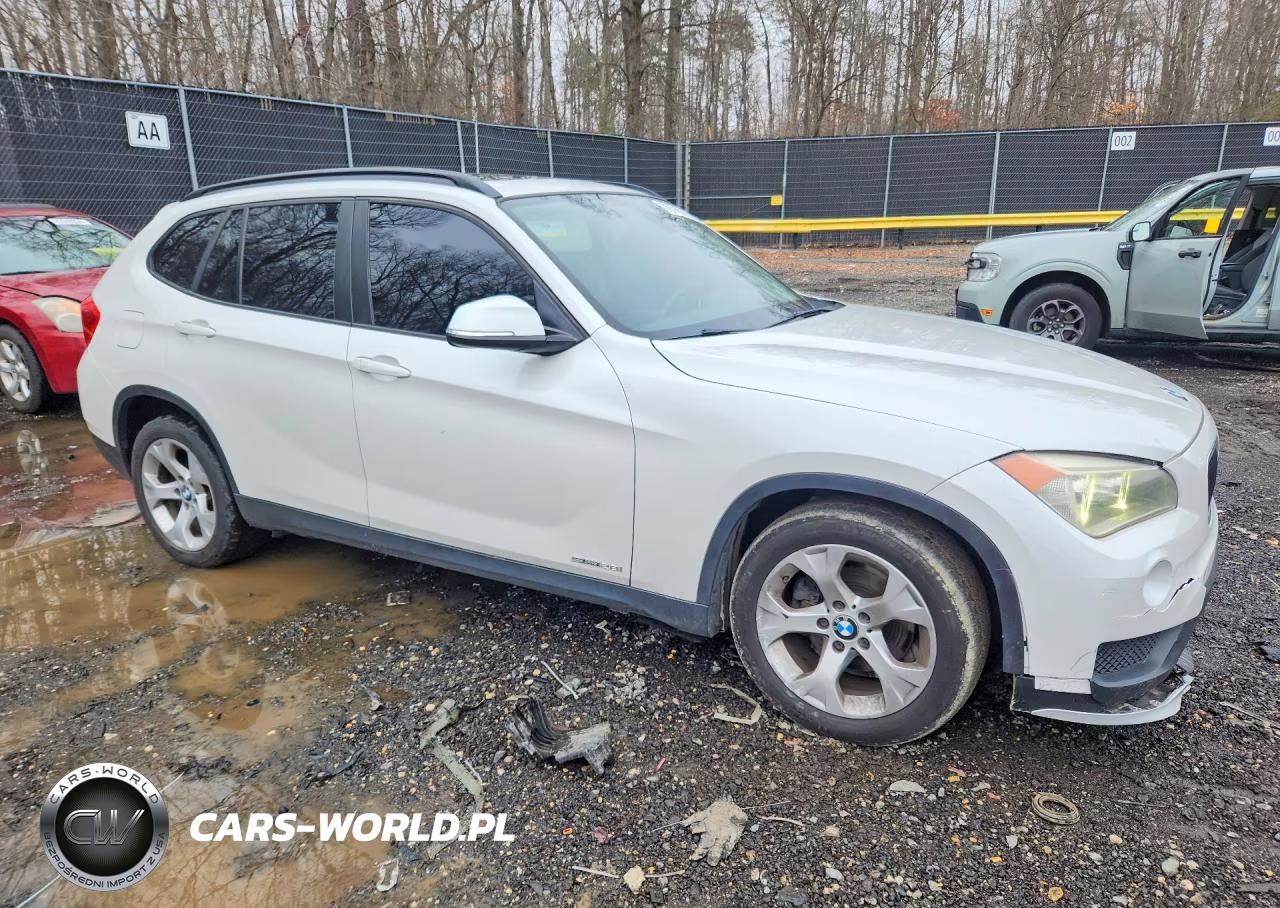 2015 BMW X1 Sdrive28I VIN:WBAVM1C5XFV317333 - 4