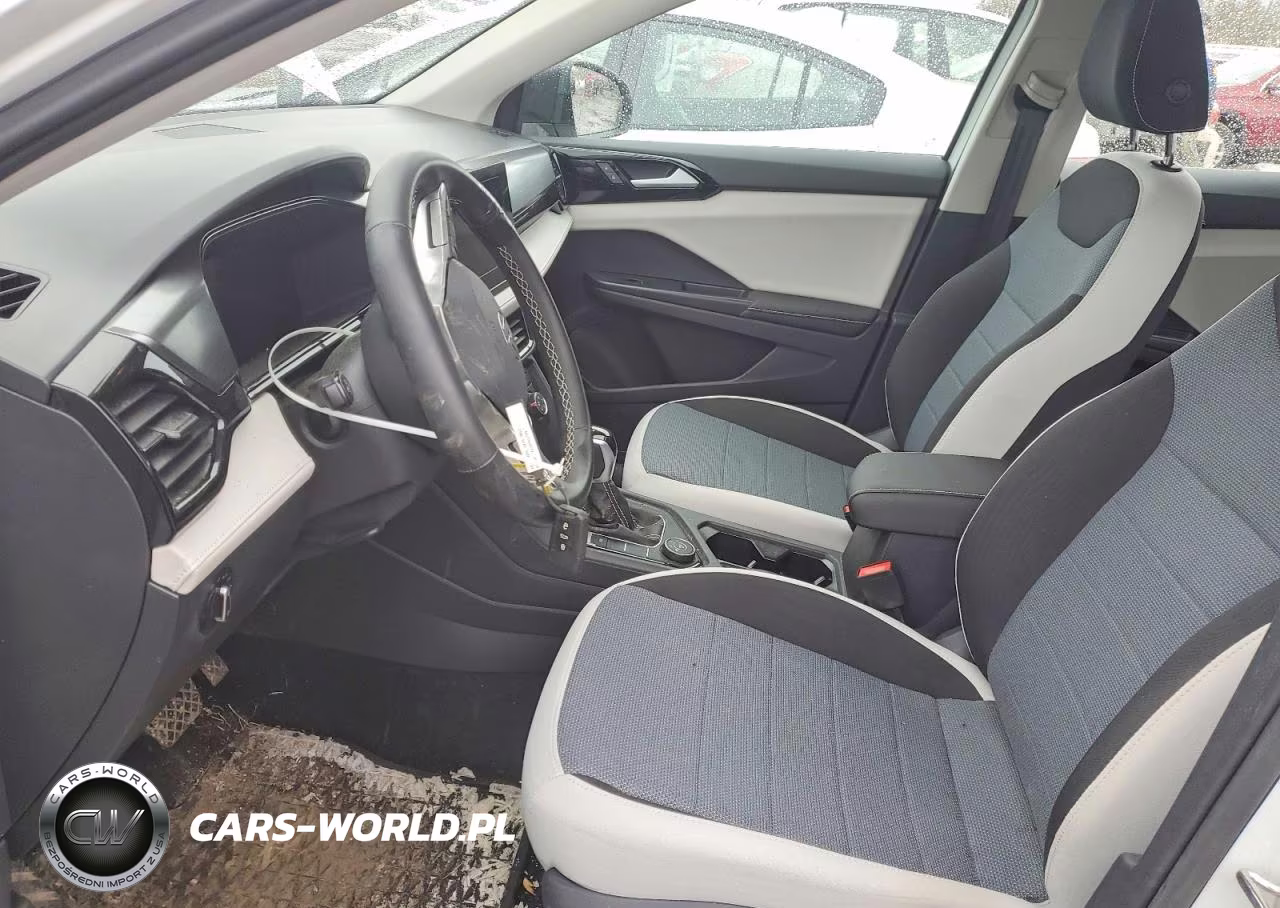 2025 Volkswagen Taos S VIN:3VV8C7B27SM067293 - 7