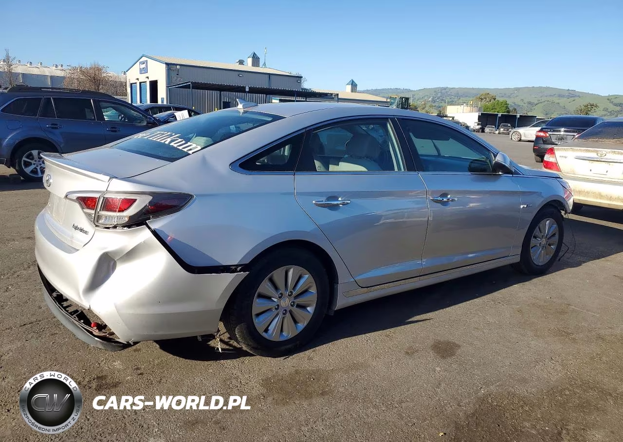 2016 Hyundai Sonata Hybrid Se VIN:KMHE24L11GA019037 - 3