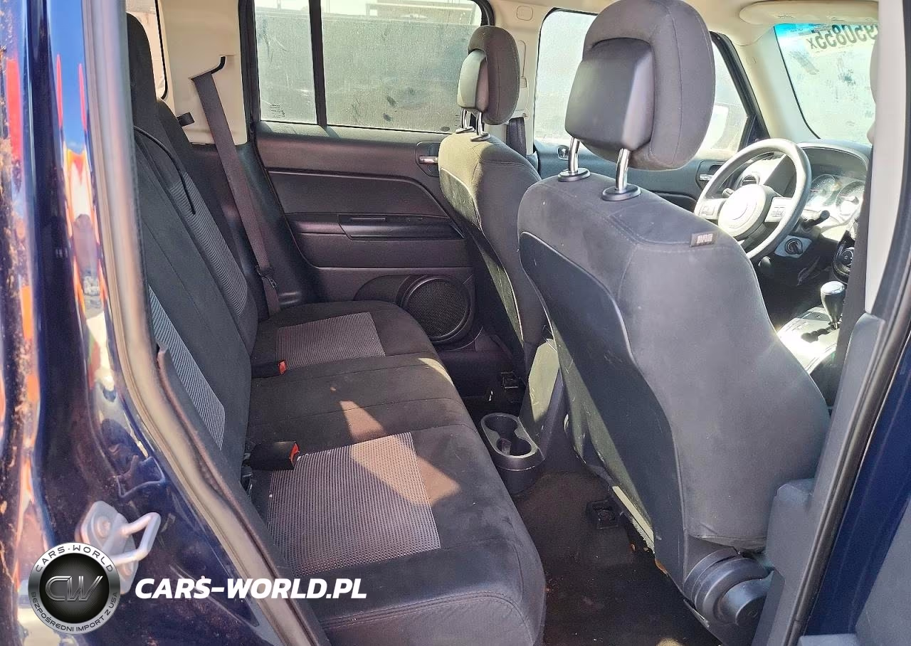 2017 Jeep Patriot Sport VIN:1C4NJPBB2HD102379 - 10
