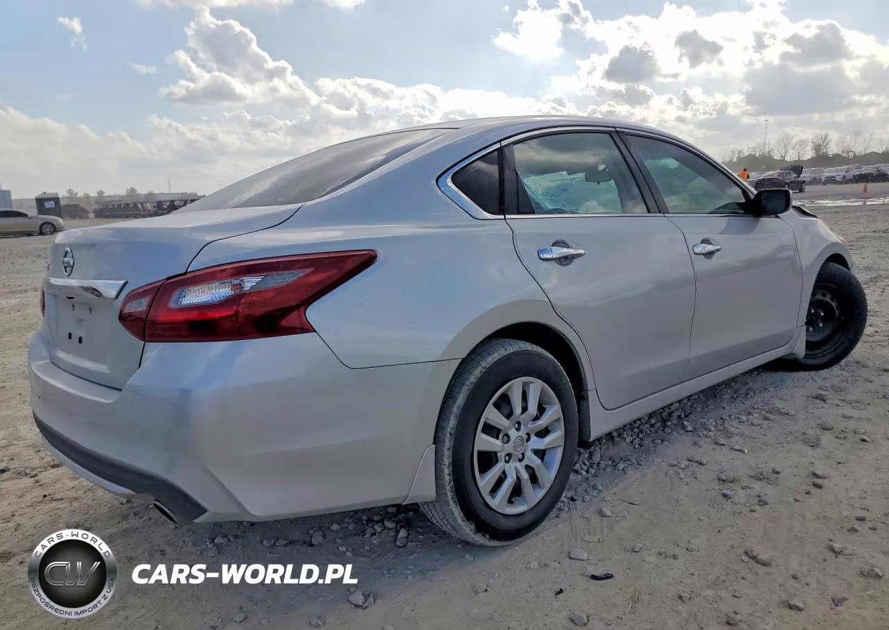 2018 Nissan Altima 2.5 S VIN:1N4AL3AP6JC111599 - 3