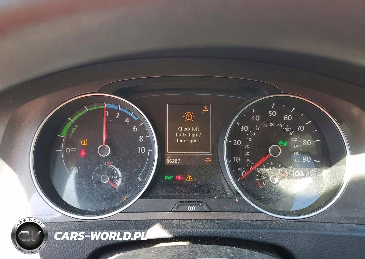 2016 Volkswagen E-Golf Se VIN:WVWKP7AU7GW912954 - 9