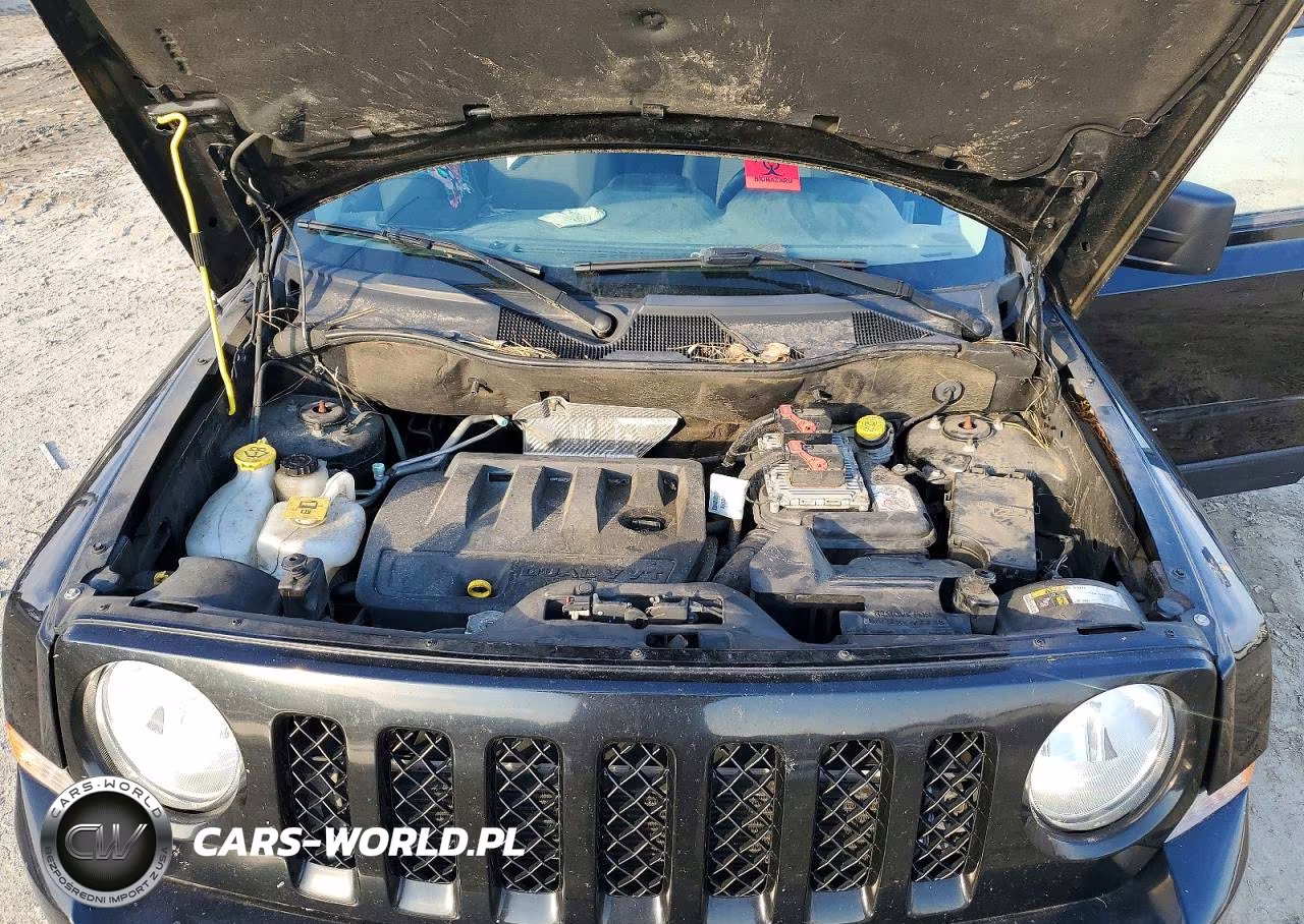 2016 Jeep Patriot Latitude VIN:1C4NJRFB9GD765498 - 12