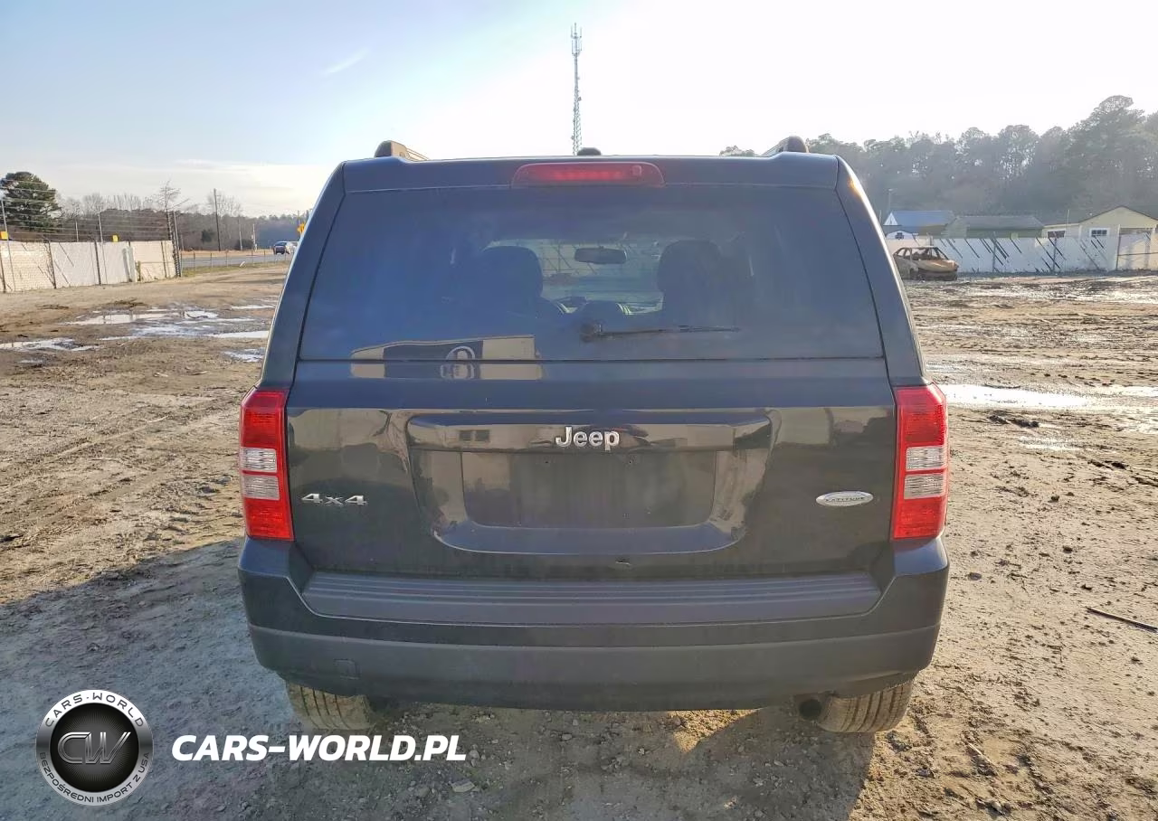 2016 Jeep Patriot Latitude VIN:1C4NJRFB9GD765498 - 6