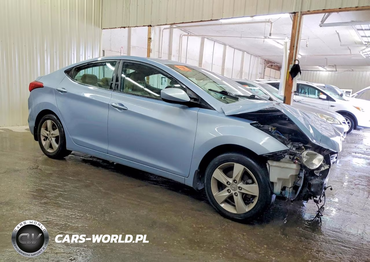 2013 Hyundai Elantra Gls VIN:KMHDH4AE9DU496695 - 4