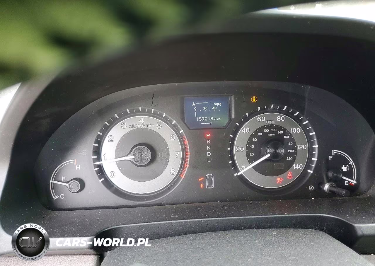 2016 Honda Odyssey Touring VIN:5FNRL5H90GB050388 - 9