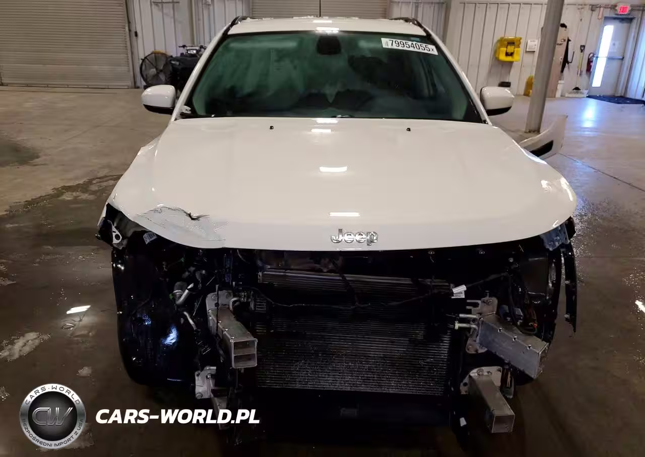 2018 Jeep Compass Latitude VIN:3C4NJDBB5JT150134 - 5
