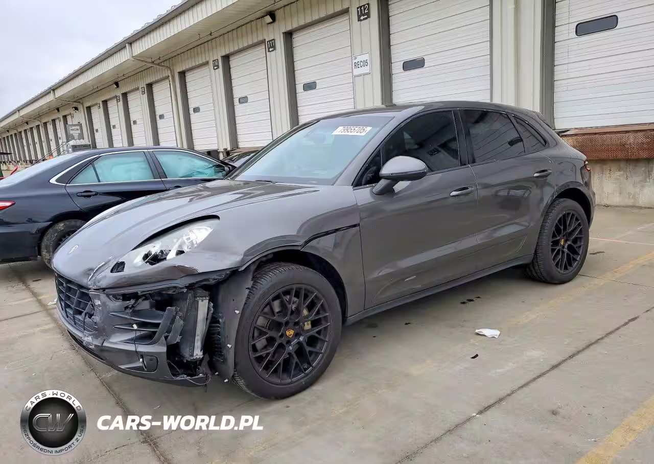 2015 Porsche Macan S