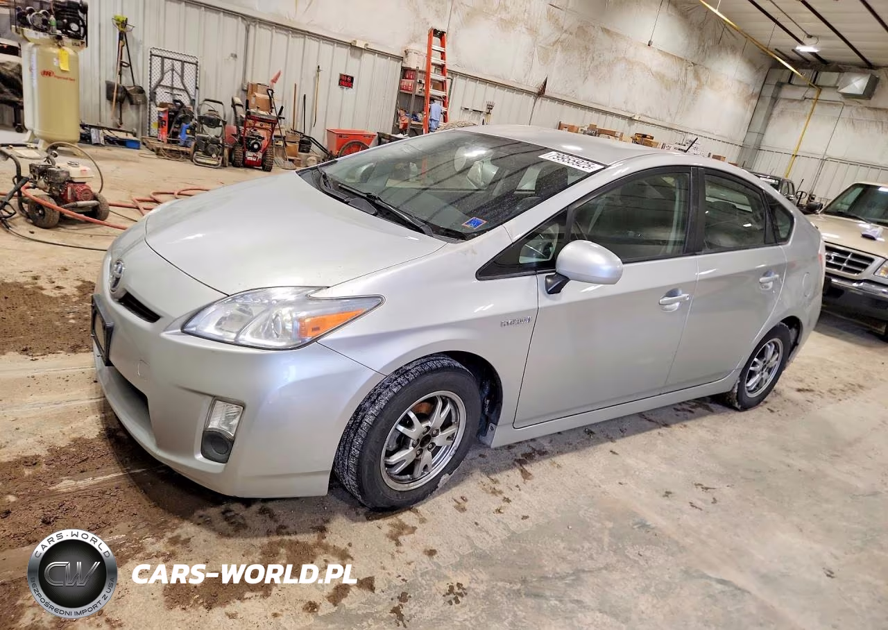 2011 Toyota Prius Two