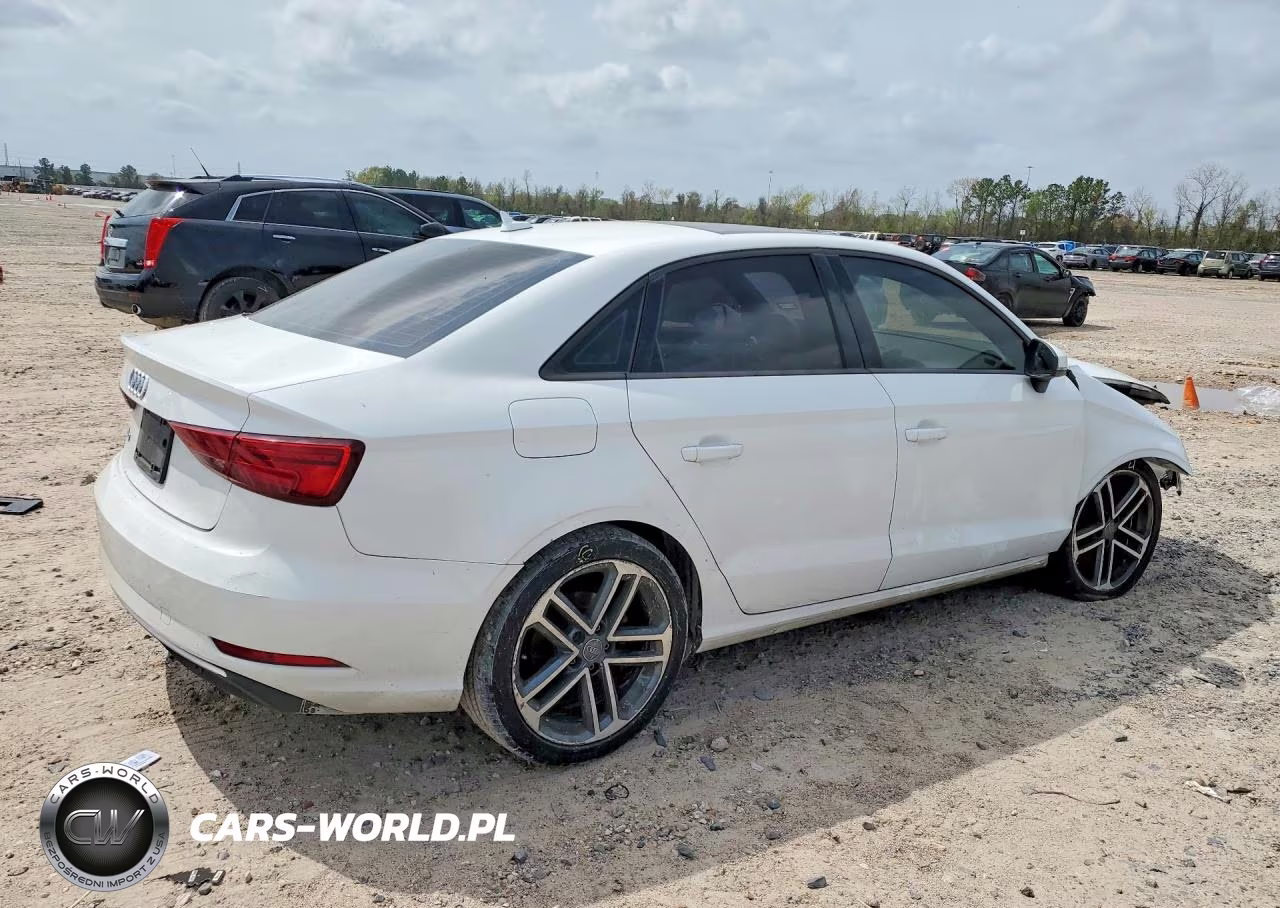 2017 Audi A3 Premium VIN:WAUAUGFF4H1040257 - 3