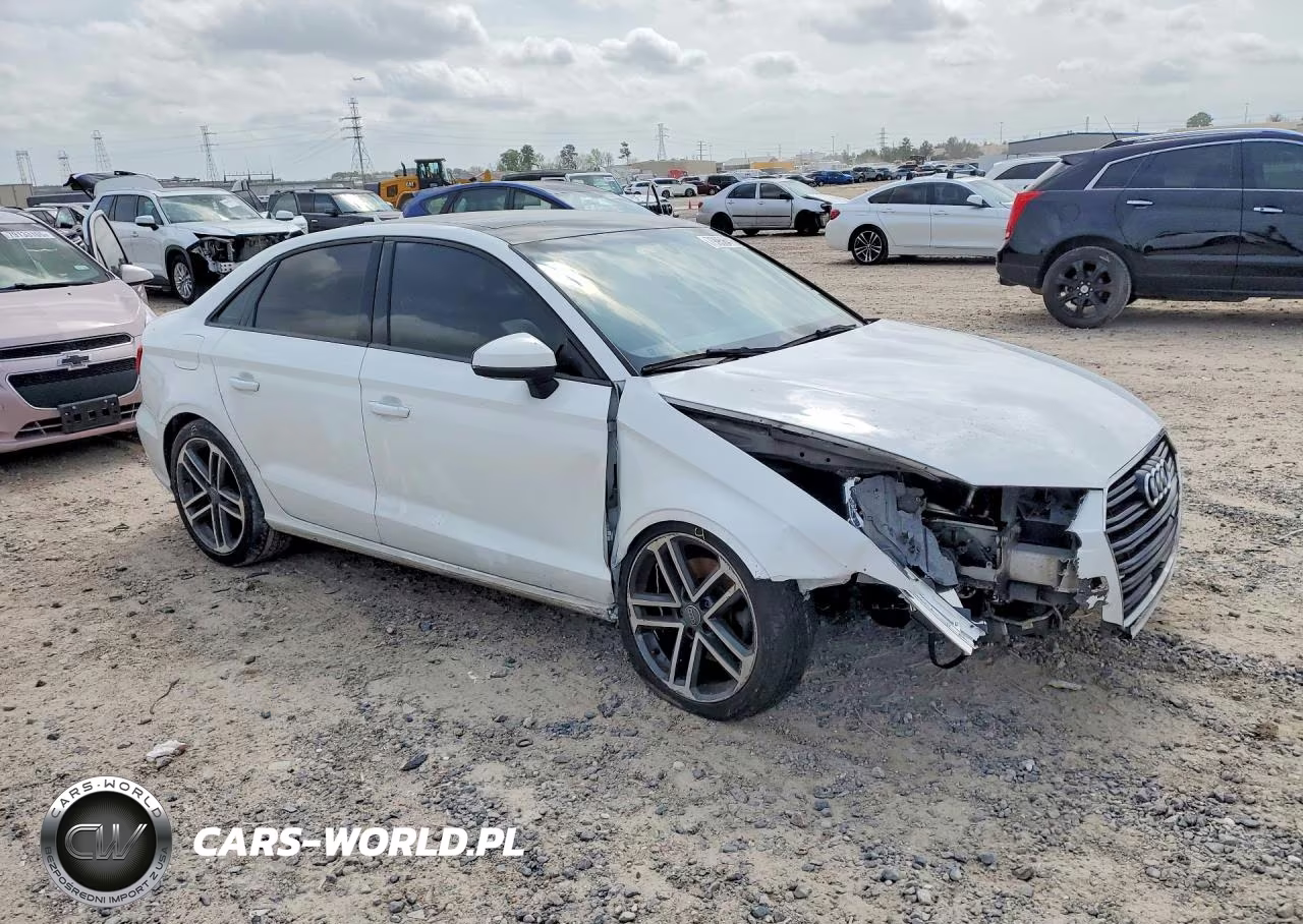 2017 Audi A3 Premium VIN:WAUAUGFF4H1040257 - 4