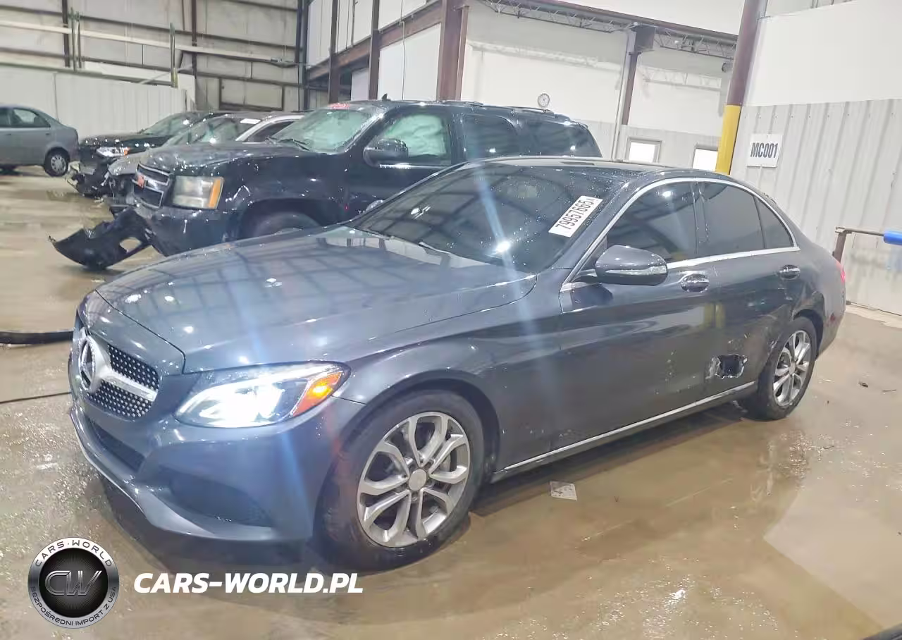 2015 Mercedes-Benz C 300