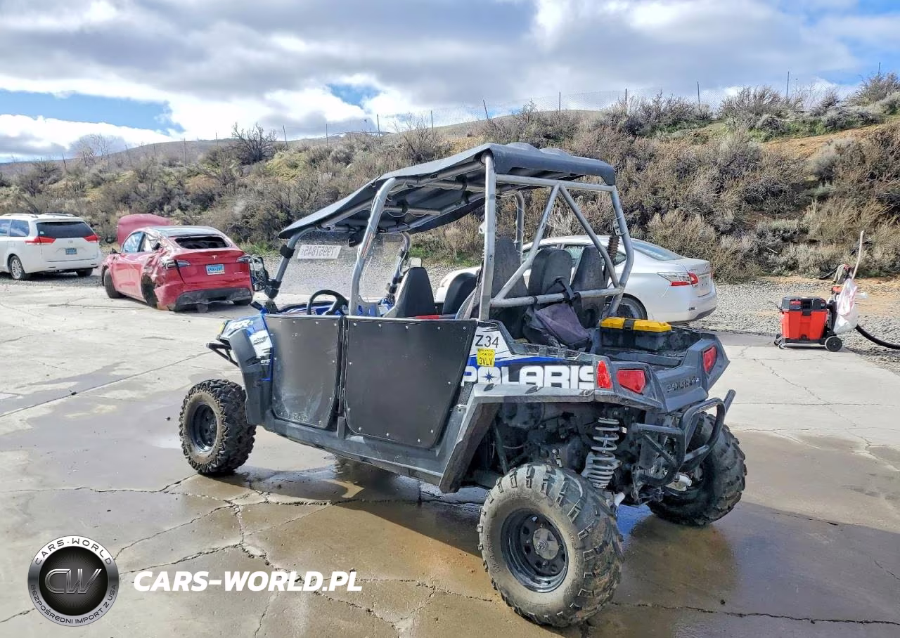 2011 Polaris Ranger Utility Vehicle VIN:4XAXY76A1BB426777 - 3