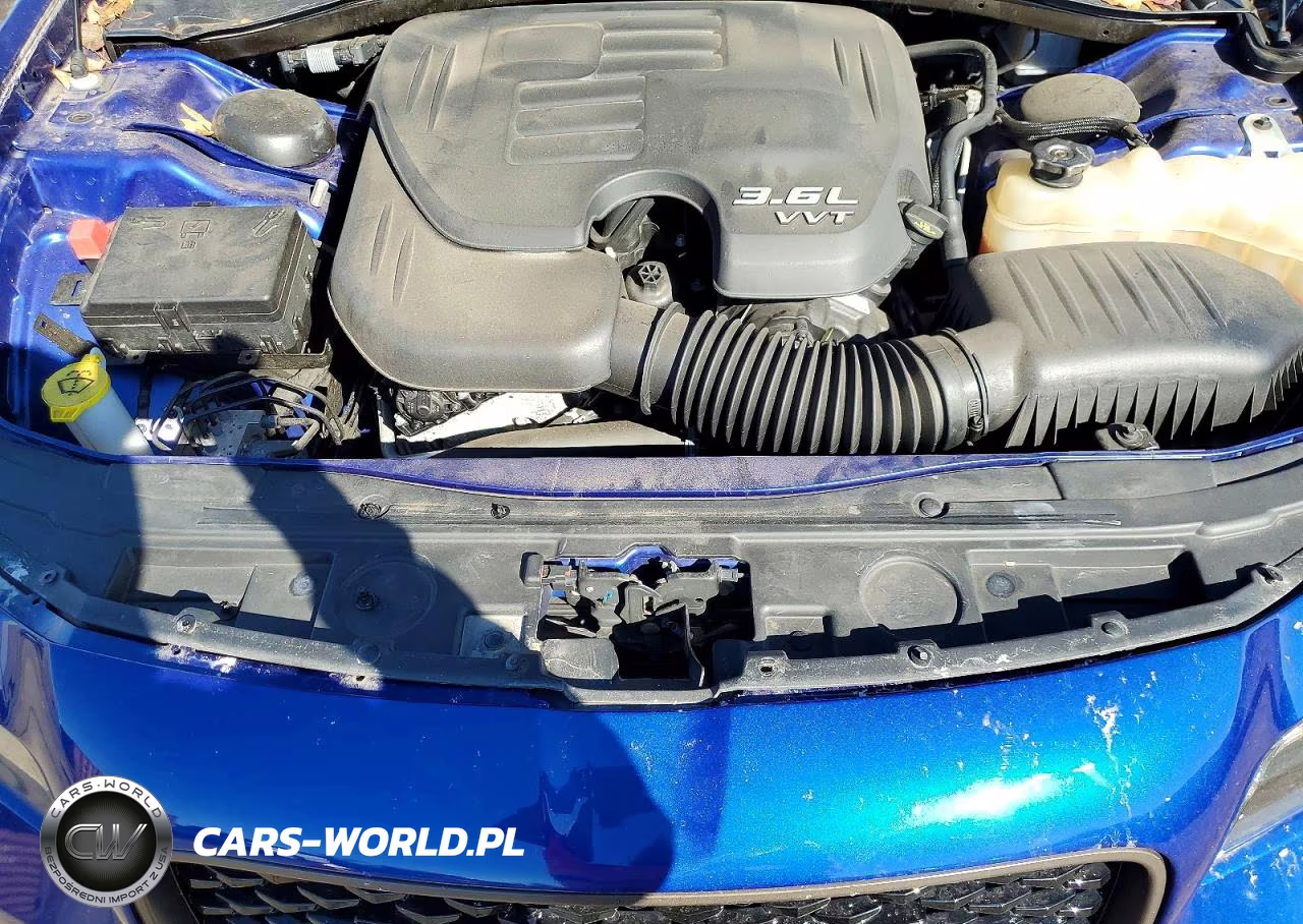 2019 Chrysler 300 S VIN:2C3CCABG4KH733224 - 11