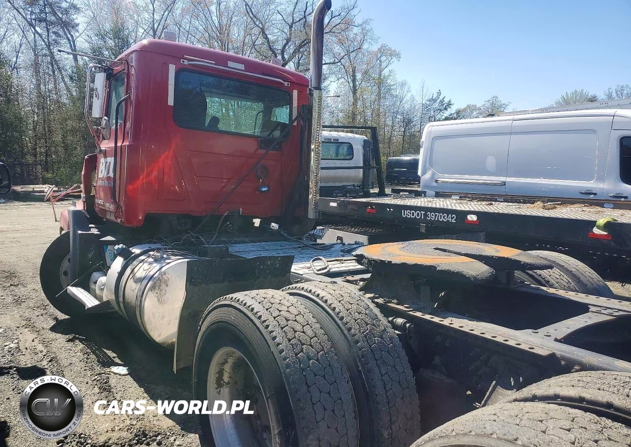 2013 Mack 600 Cxu600 VIN:1M1AW09Y1DM024298 - 3