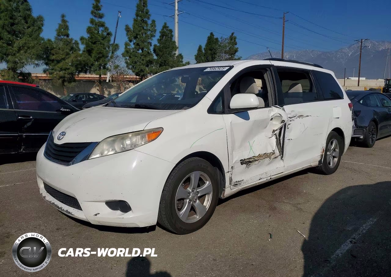2013 Toyota *Unknown*