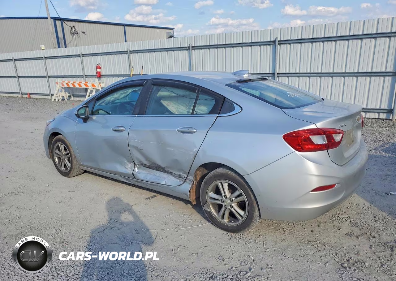 2017 Chevrolet Cruze Lt VIN:1G1BE5SM9H7123332 - 2