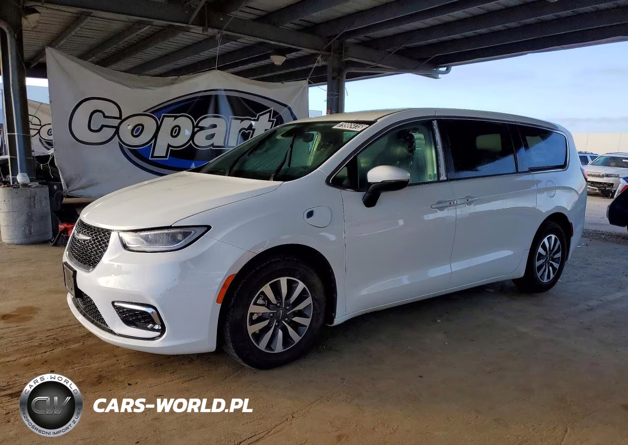 2023 Chrysler Pacifica Hybrid Touring L – zdjęcie 1 z 13