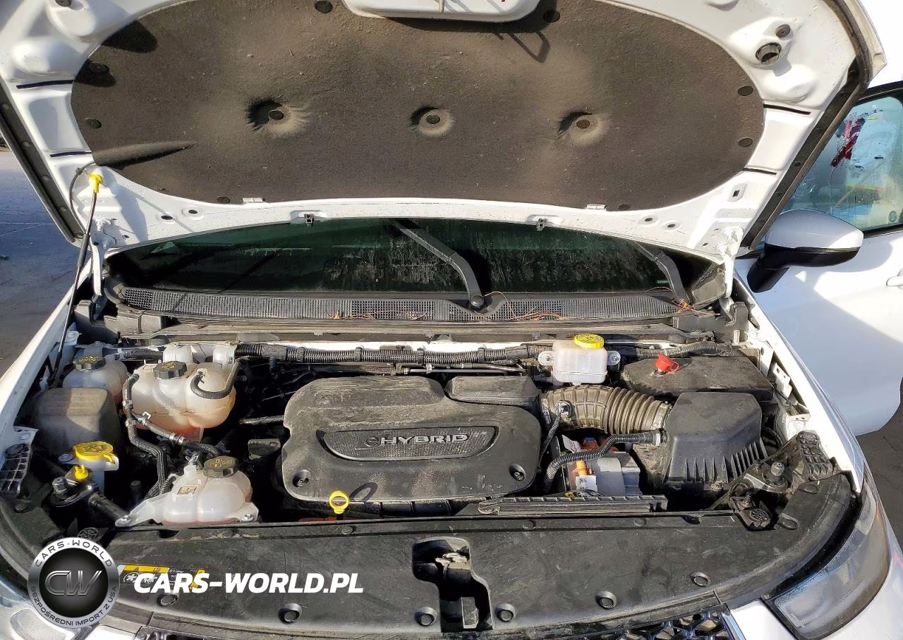 2023 Chrysler Pacifica Hybrid Touring L VIN:2C4RC1L78PR588565 - 11