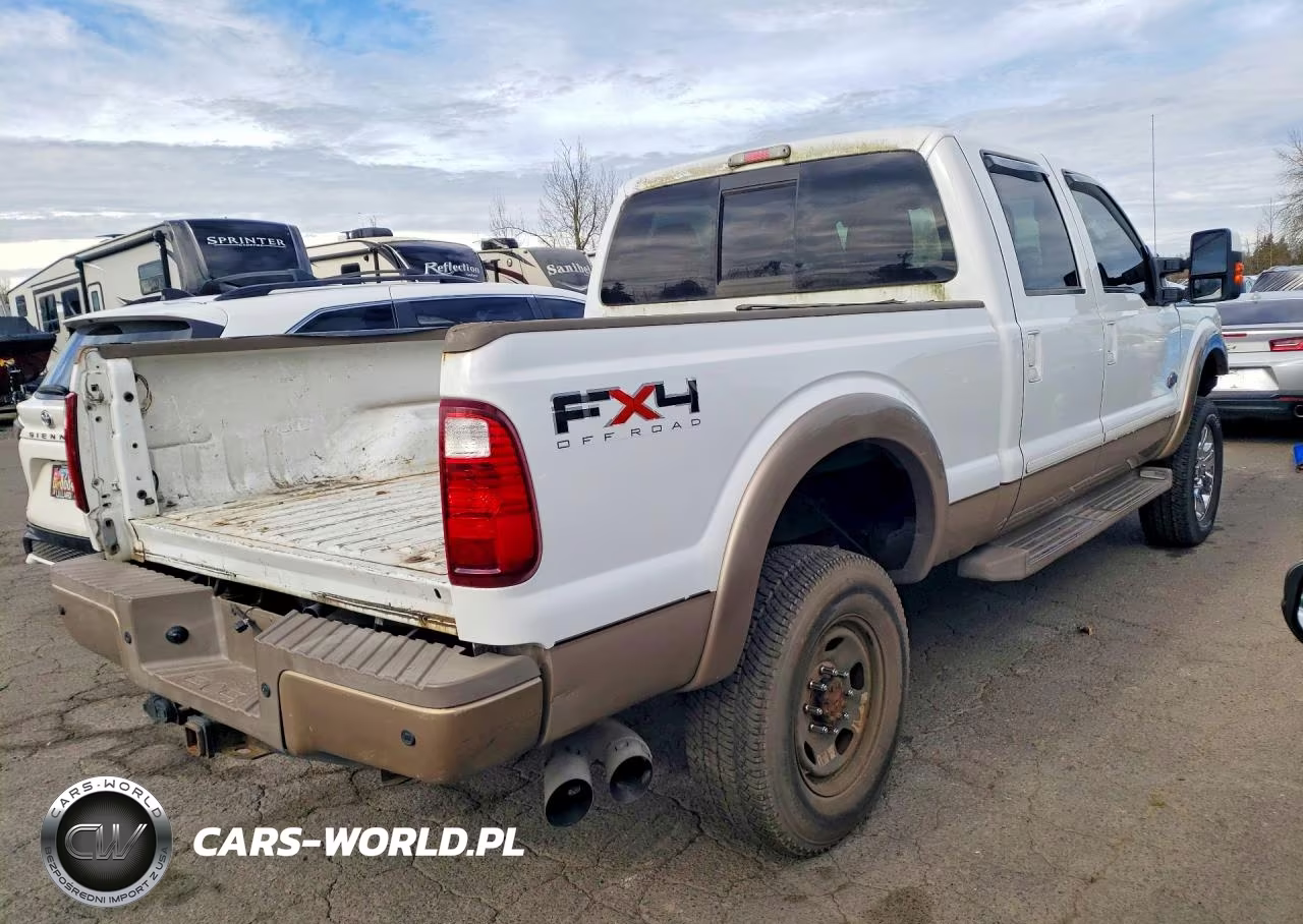 2011 Ford F250 Super Duty VIN:1FT7W2BT6BEC88077 - 3