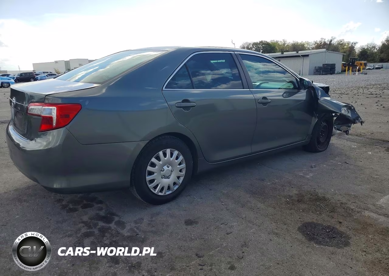 2012 Toyota Camry L VIN:4T1BF1FK9CU572506 - 3