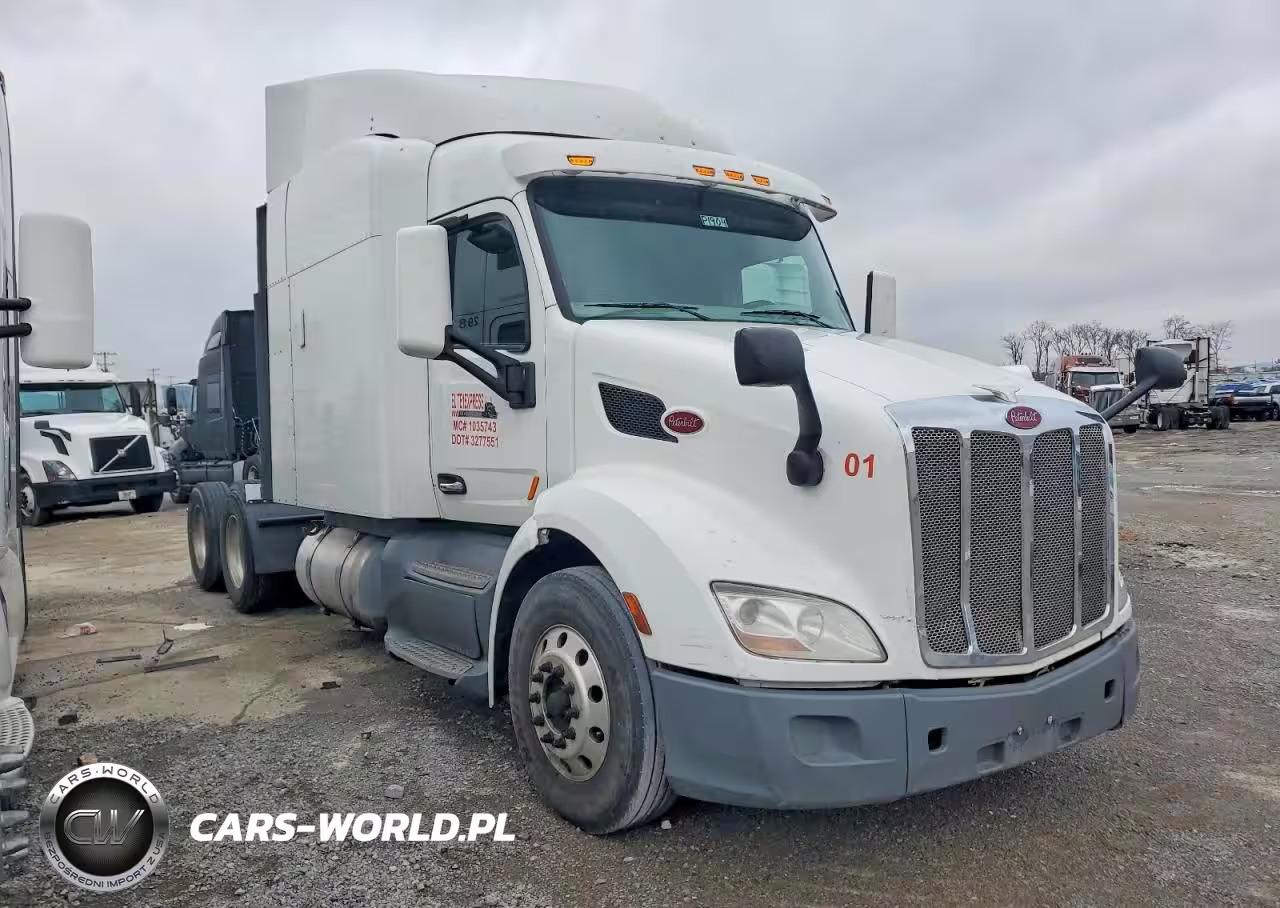 2019 Peterbilt 579 Semi Truck
